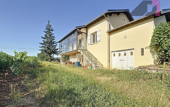 Maison DAVAYE (71960)  130 m2 198 000 € 