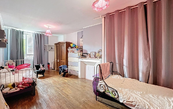 Maison BOYER (71700)  200 m2 179 000 € 