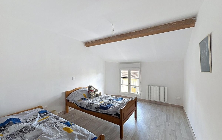 Maison IGE (71960)  212 m2 367 500 € 