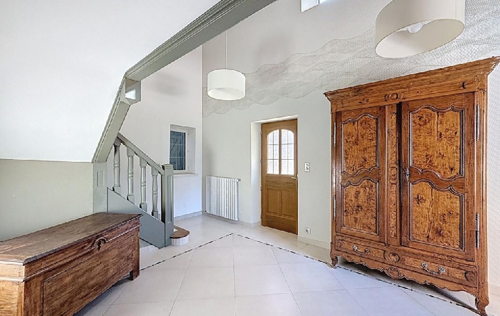 Maison CLUNY (71250)  300 m2 639 000 € 