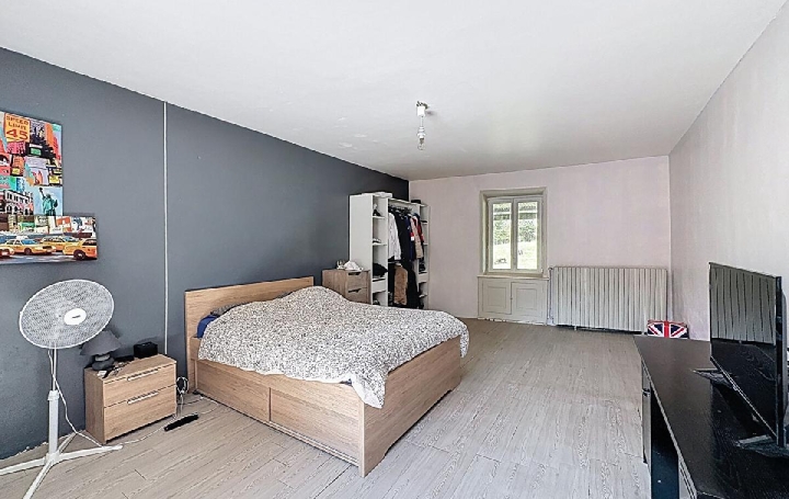 Maison BRAY (71250)  170 m2 221 000 € 