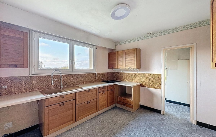 Maison VINZELLES (71680)  103 m2 270 000 € 