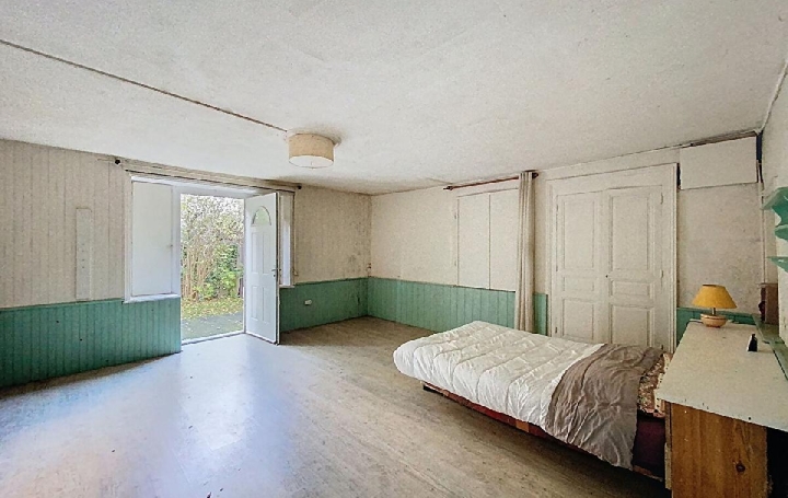 Maison NAVOUR-SUR-GROSNE (71520)  141 m2 83 000 € 