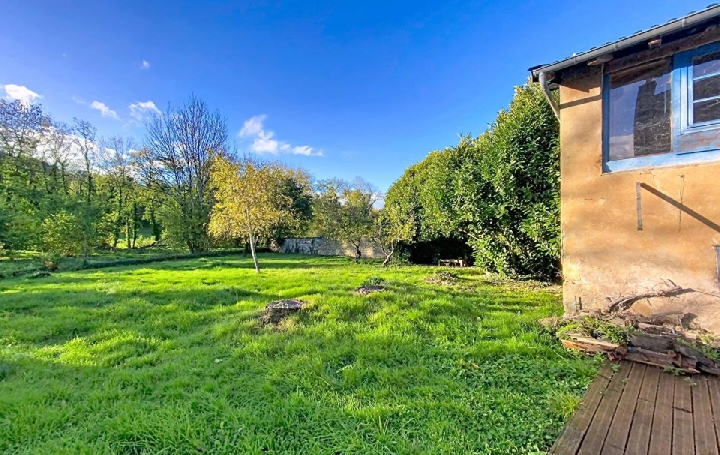 Maison NAVOUR-SUR-GROSNE (71520)  141 m2 83 000 € 