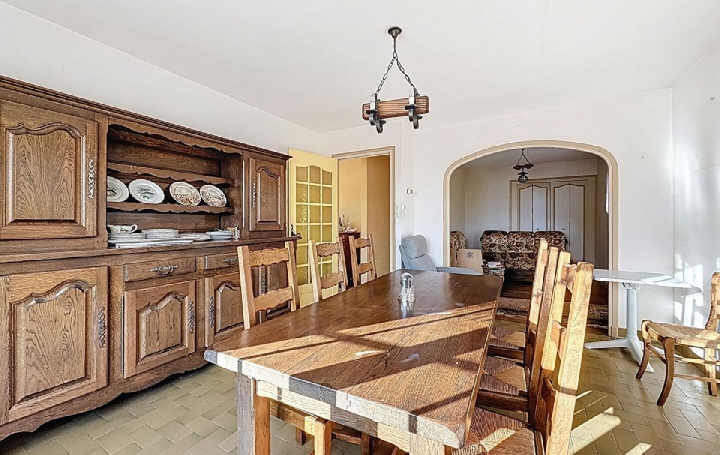 Maison LA ROCHE-VINEUSE (71960)  104 m2 230 000 € 