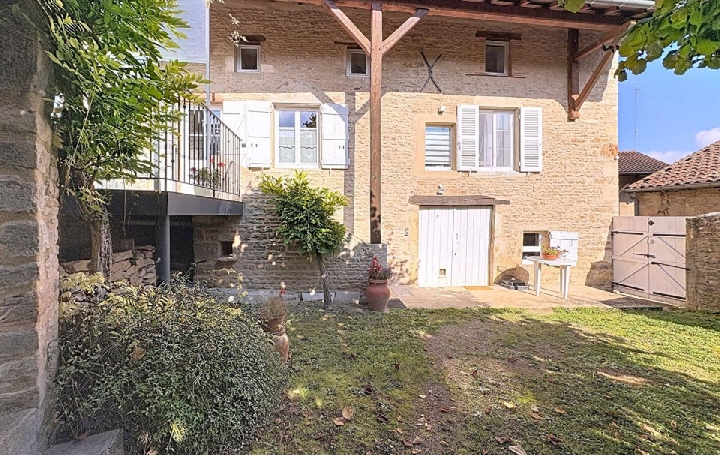 Maison / Villa IGE (71960) 125 m<sup>2</sup> 310 000 € 