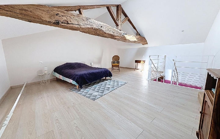 Maison IGE (71960)  125 m2 310 000 € 