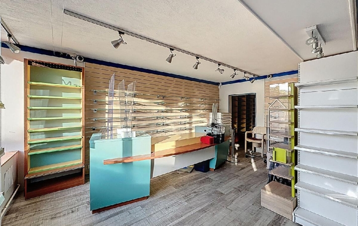 Maison LUGNY (71260)  167 m2 135 000 € 