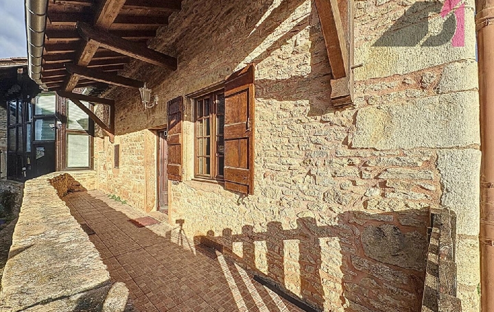 Maison / Villa AZE (71260) 72 m<sup>2</sup> 128 000 € 