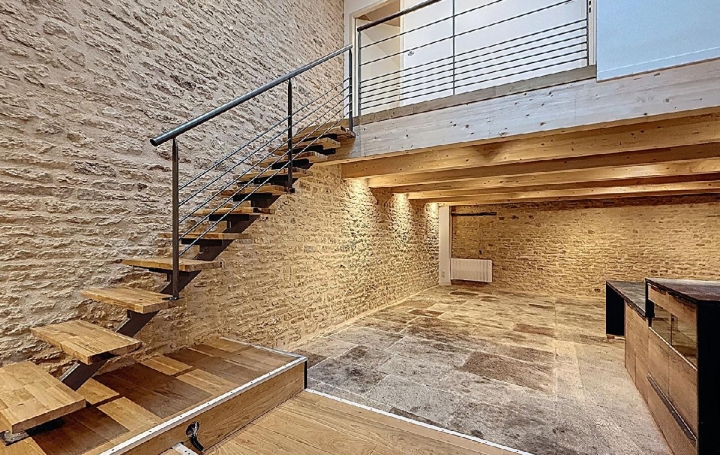 Maison CLUNY (71250)  200 m2 525 000 € 