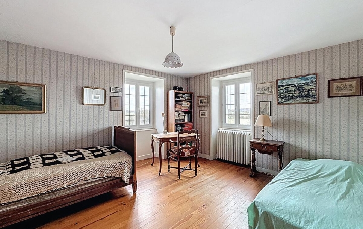 Maison LAIZE (71870)  158 m2 296 000 € 