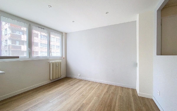 4 Pièces MACON (71000)  77 m2 155 000 € 