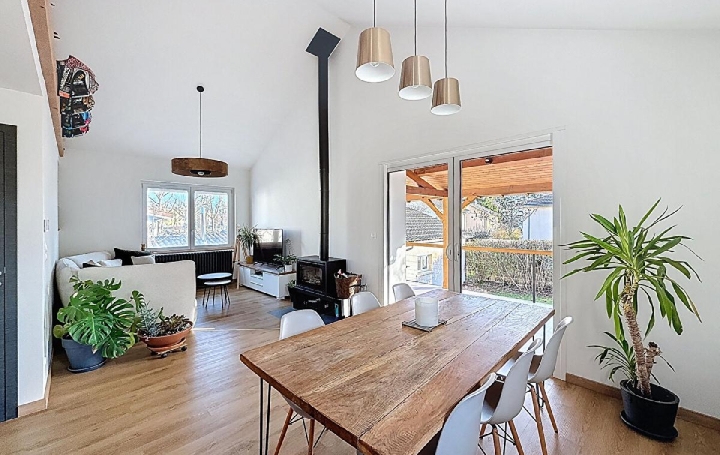 Maison CHARNAY-LES-MACON (71850)  113 m2 310 000 € 