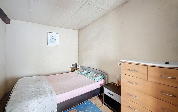 Maison VIRE (71260)  72 m2 59 000 € 