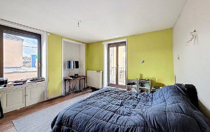 Maison SALORNAY-SUR-GUYE (71250)  156 m2 140 000 € 