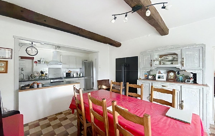 Maison NAVOUR-SUR-GROSNE (71520)  100 m2 175 000 € 