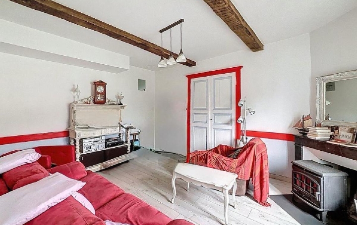 Maison NAVOUR-SUR-GROSNE (71520)  100 m2 175 000 € 