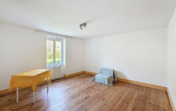 Maison BLANOT (71250)  137 m2 252 700 € 