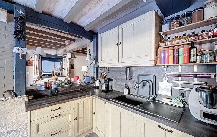 Maison VIRE (71260)  160 m2 355 000 € 