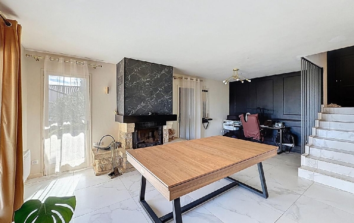 Maison SAINT-GENGOUX-DE-SCISSE (71260)  123 m2 320 000 € 