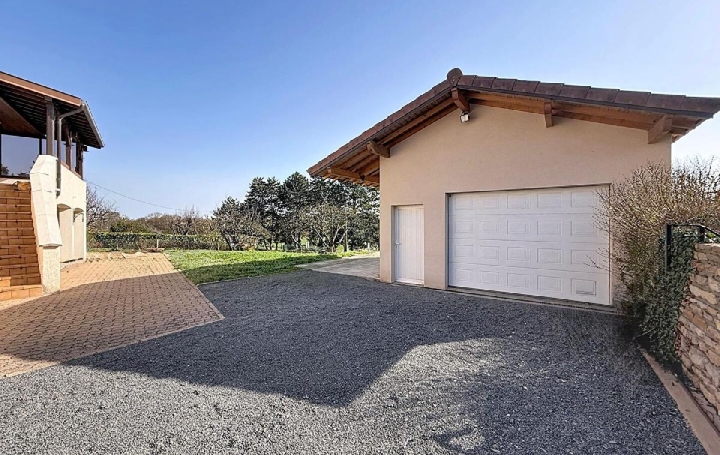 Maison CRECHES-SUR-SAONE (71680)  93 m2 295 000 € 