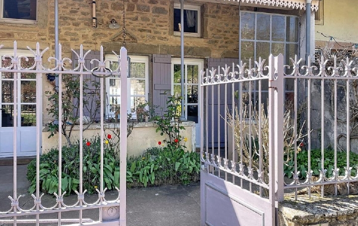 Maison / Villa CORTAMBERT (71250) 124 m<sup>2</sup> 219 000 € 