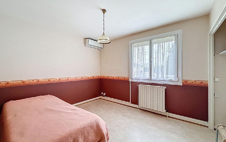 Maison FLEURVILLE (71260)  154 m2 250 000 € 