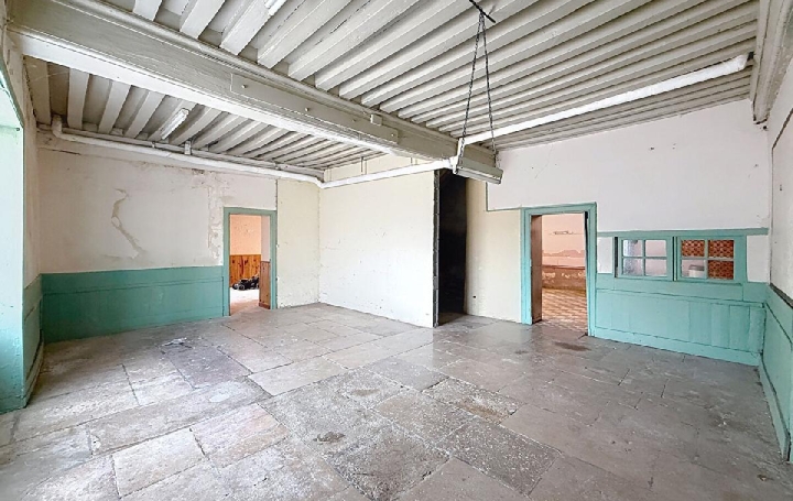 Maison CLUNY (71250)  270 m2 415 000 € 