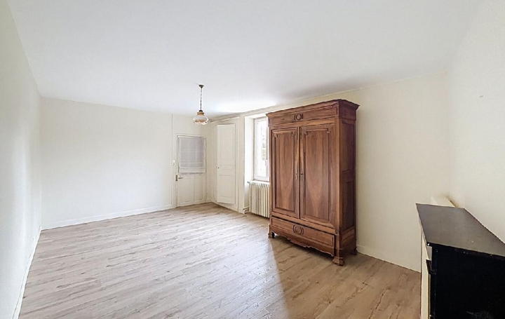 Maison VAUX-EN-PRE (71460)  78 m2 123 500 € 