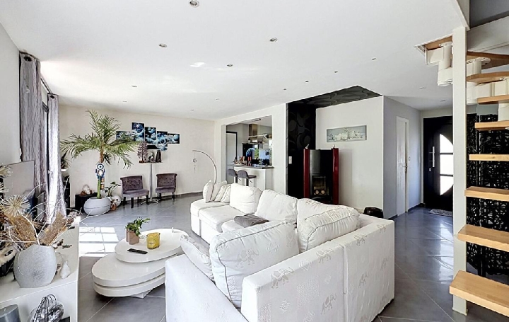 Maison HURIGNY (71870)  124 m2 299 000 € 