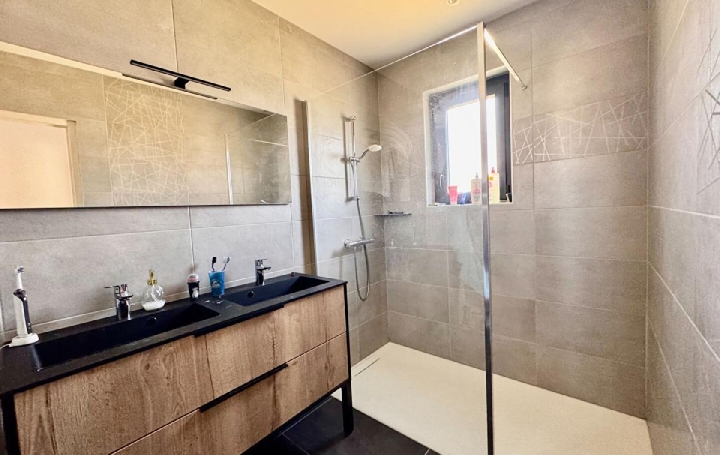 Maison MATOUR (71520)  103 m2 270 000 € 