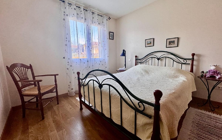 Maison MATOUR (71520)  174 m2 370 000 € 