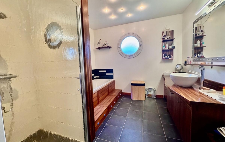 Maison MATOUR (71520)  174 m2 370 000 € 