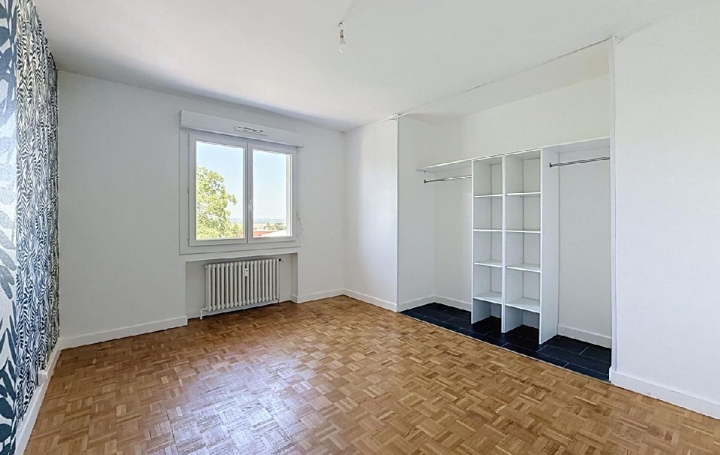 3 Pièces MACON (71000)  75 m2 99 000 € 