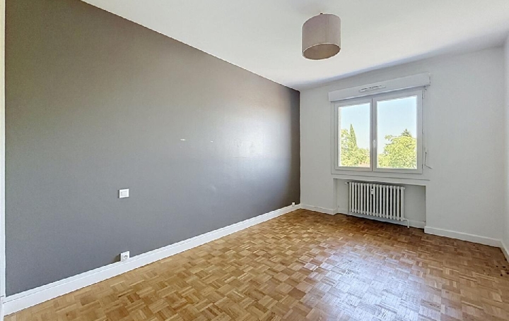 3 Pièces MACON (71000)  75 m2 99 000 € 