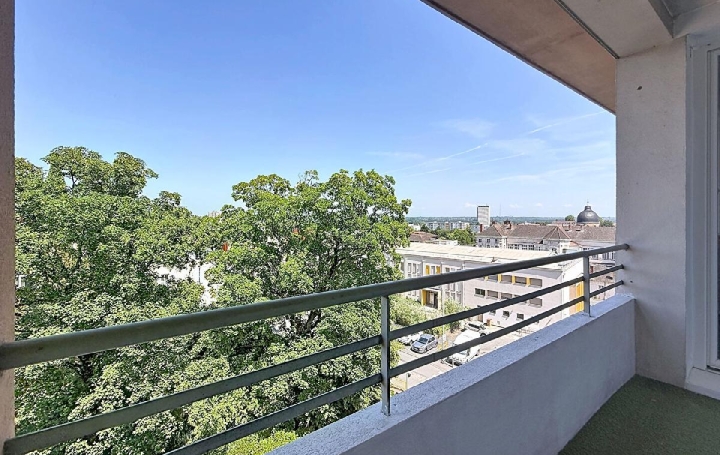 3 Pièces MACON (71000)  75 m2 99 000 € 