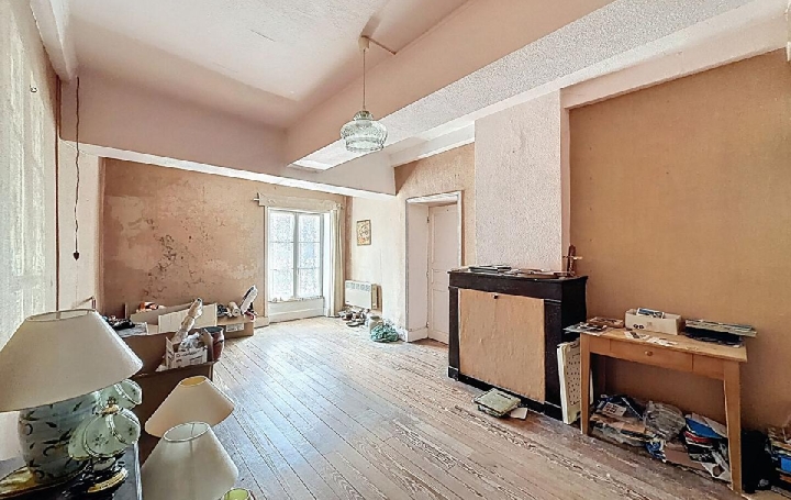 Maison LUGNY (71260)  95 m2 76 000 € 