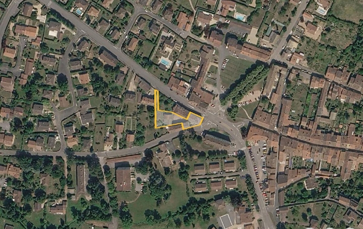 Maison 7 pièces 270 m² · à Cluny · 270 m² · 415 000 €