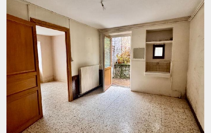 Maison SAINT-LEGER-SOUS-LA-BUSSIERE (71520)  104 m2 129 000 € 