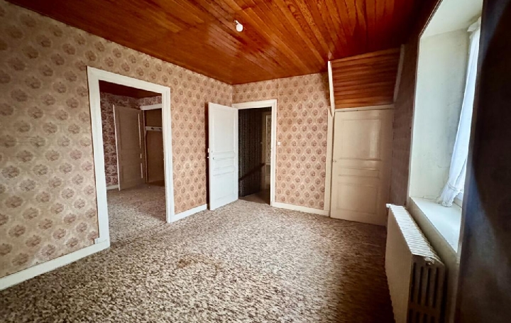 Maison SAINT-LEGER-SOUS-LA-BUSSIERE (71520)  104 m2 129 000 € 