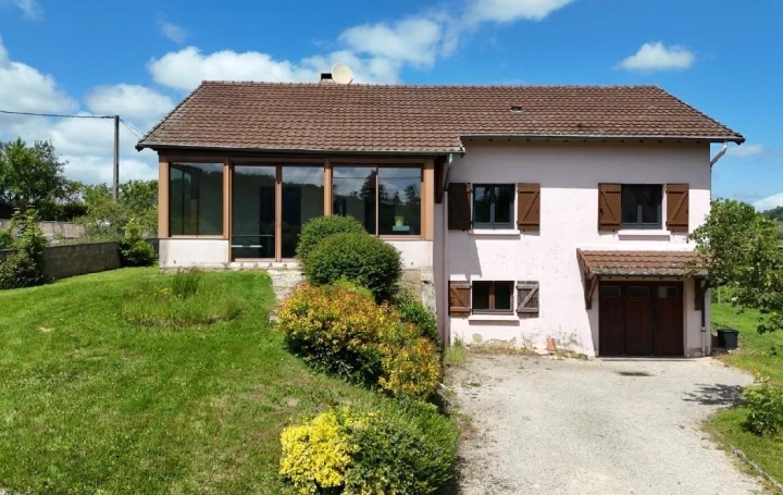 Maison 4 pièces 103 m² · à Matour · 103 m² · 270 000 €