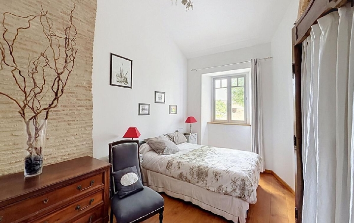 Maison SENOZAN (71260)  132 m2 310 000 € 