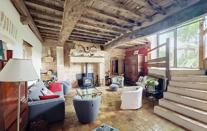 Maison SENOZAN (71260)  132 m2 310 000 € 