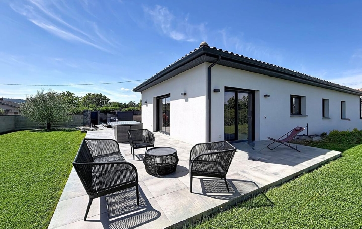Maison 5 pièces 131 m² · à Prissé · 131 m² · 396 000 €