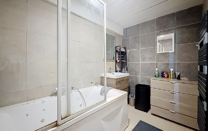 6 Pièces MACON (71000)  125 m2 249 000 € 