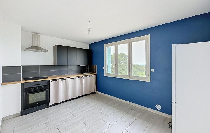 Maison VIRE (71260)  82 m2 189 000 € 