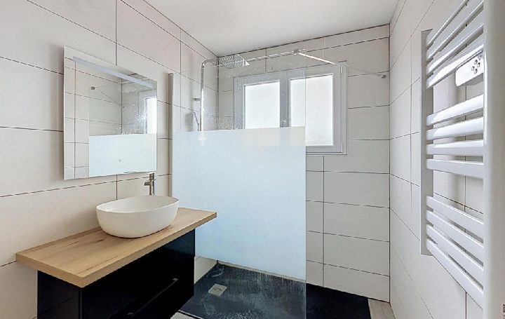Maison VIRE (71260)  82 m2 189 000 € 
