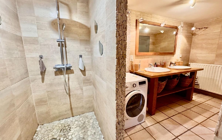 Maison VEROSVRES (71220)  232 m2 330 000 € 