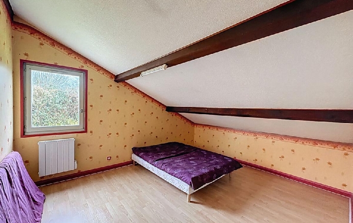 Maison CLUNY (71250)  120 m2 240 000 € 