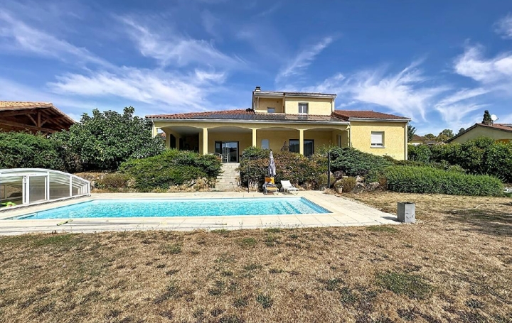 Maison / Villa MATOUR (71520) 174 m<sup>2</sup> 370 000 € 